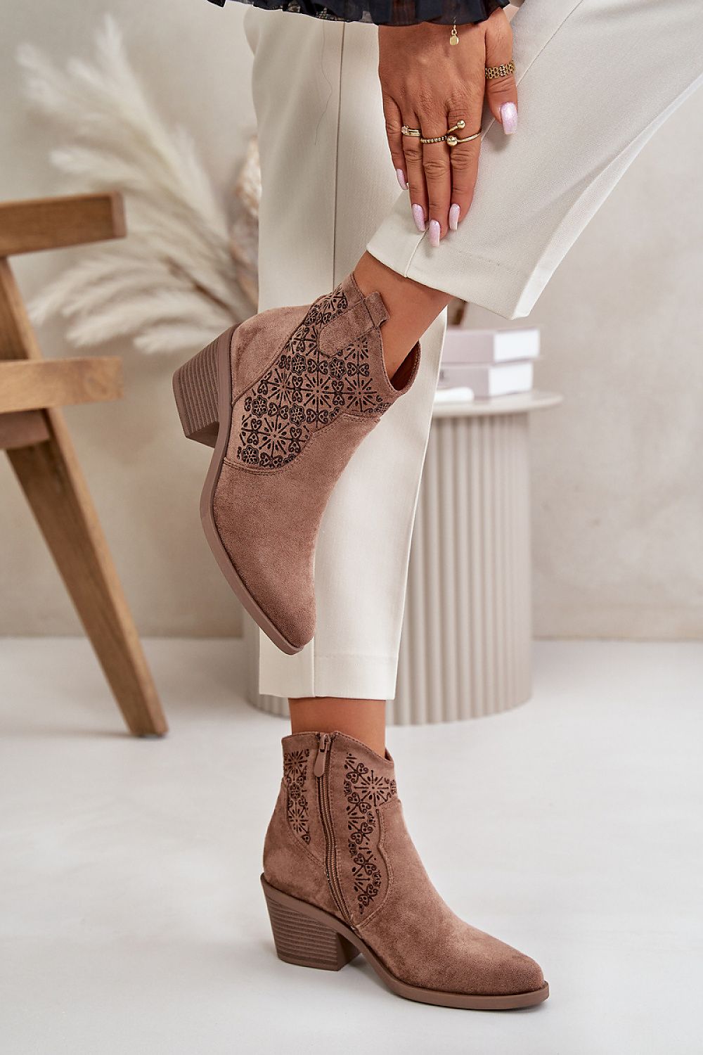 Chic Versatile & Comfortable Heel Boots