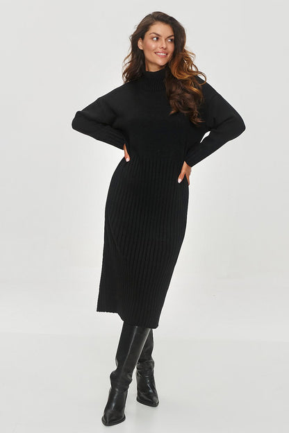 Elegant Ribbed Knit Daydress For All Occasions